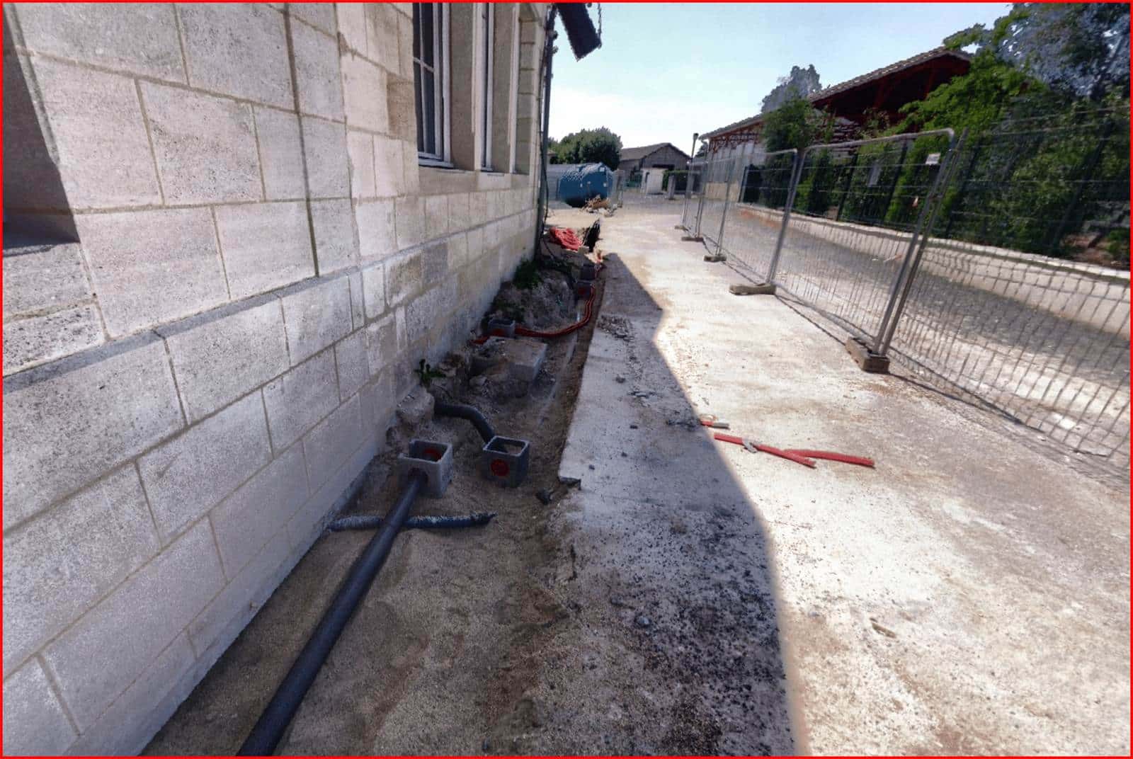 DTM3D - Scan 3D de bâtiment public en réhabilitation : une maison de santé en Gironde - scan 3d maison de sante gironde immersion tranchee Immersion 360° pendant le chantier, tranchée ouverte pour les réseaux, Gironde - DTM3D
